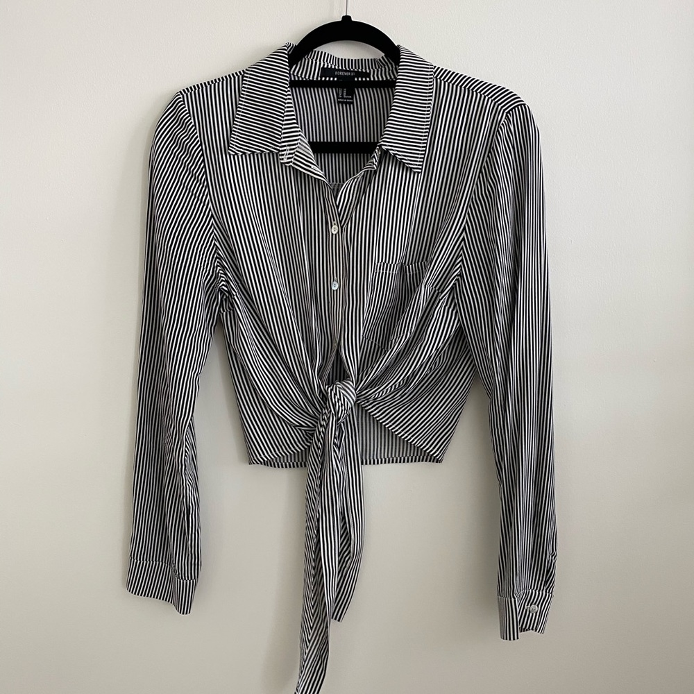 Blouse With Tie in front